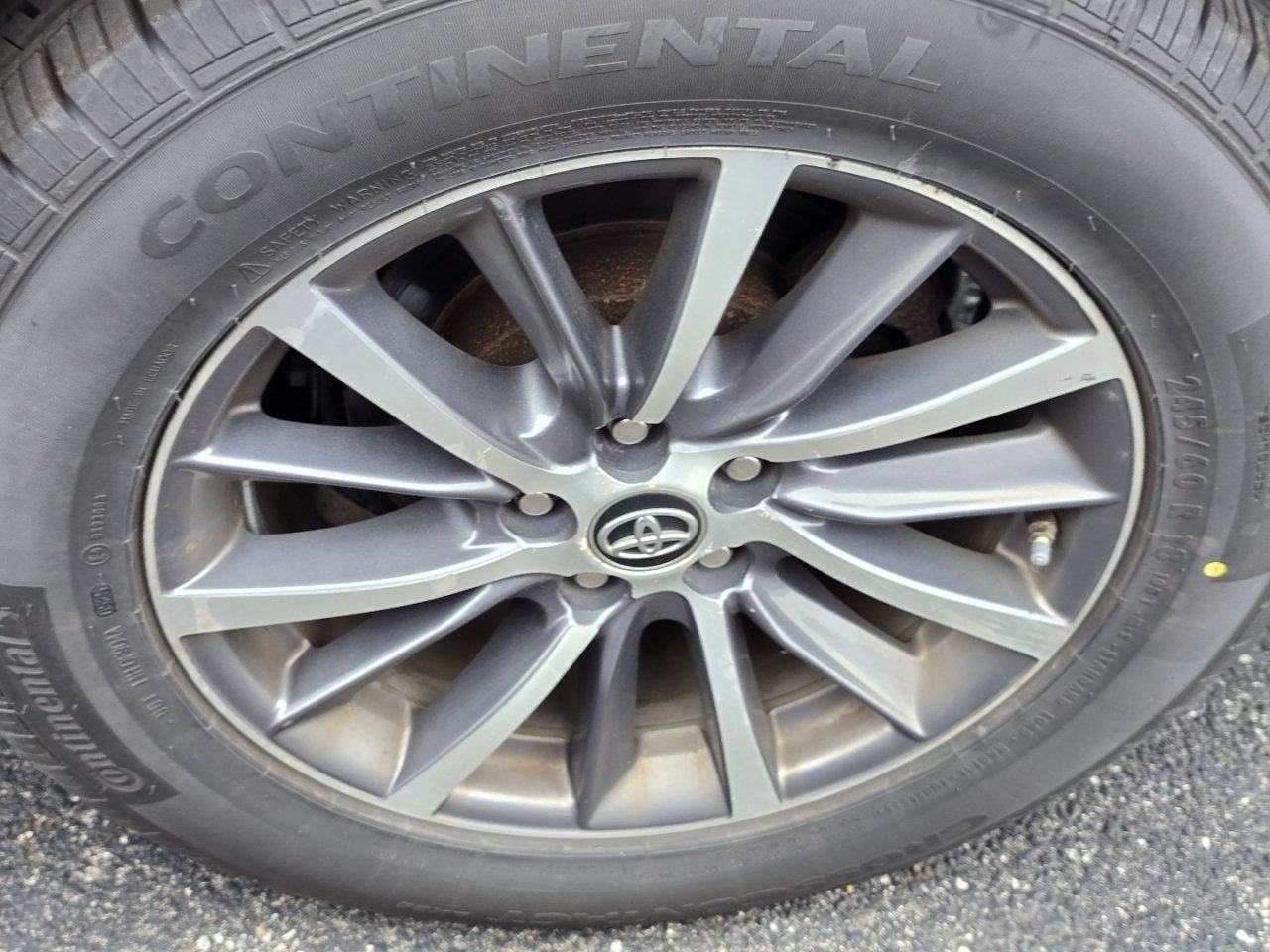Used 2019 Toyota Highlander XLE AWD/4WD image 10