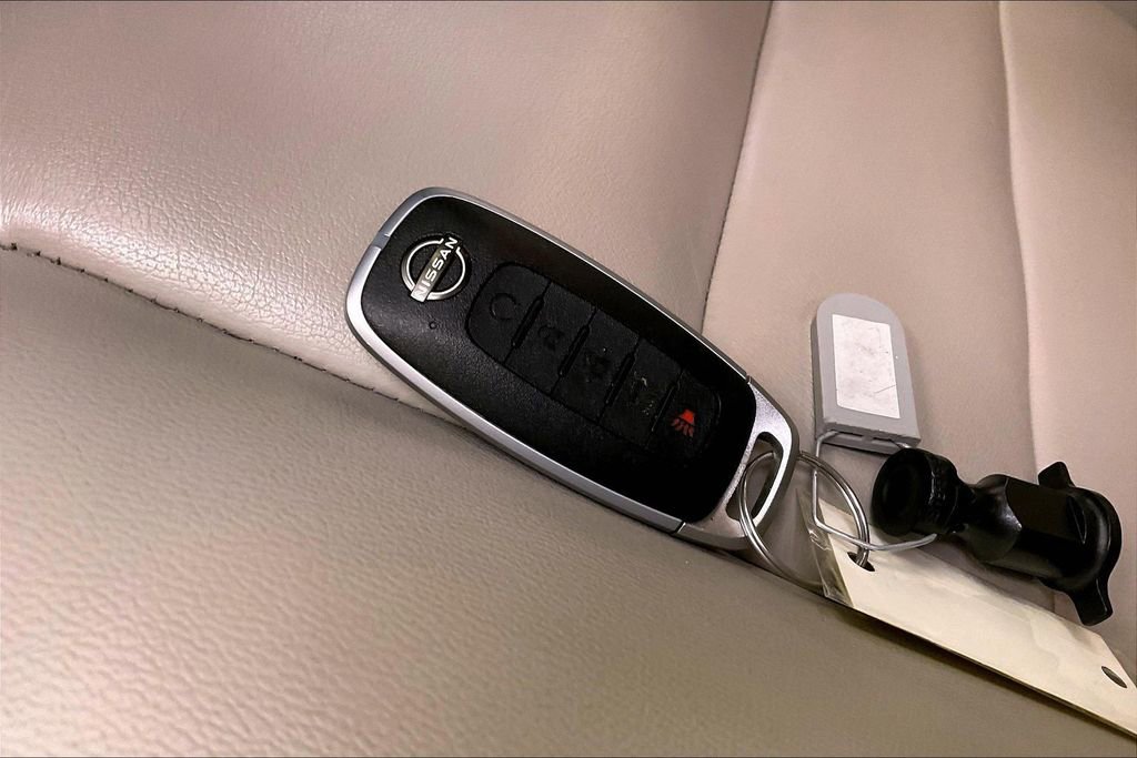 Certified 2023 Nissan Rogue SL w/ SL Premium Package image 10