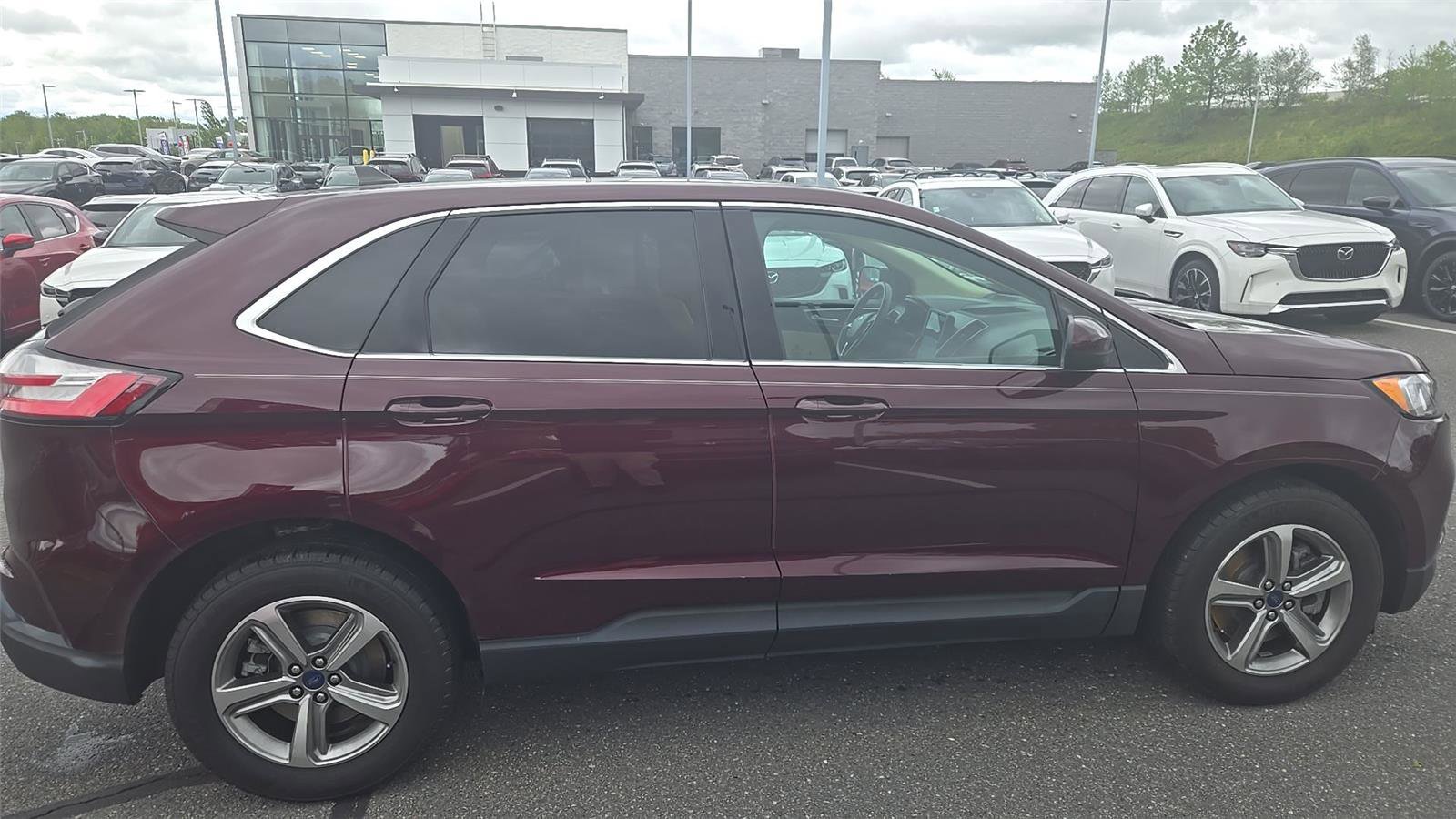 Used 2022 Ford Edge SEL w/ Convenience Package image 6