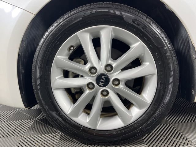 Used 2017 Kia Forte LX w/ Option Group 020 image 12