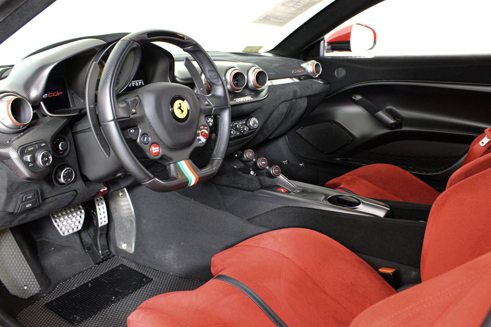 Used 2017 Ferrari F12tdf RWD image 2