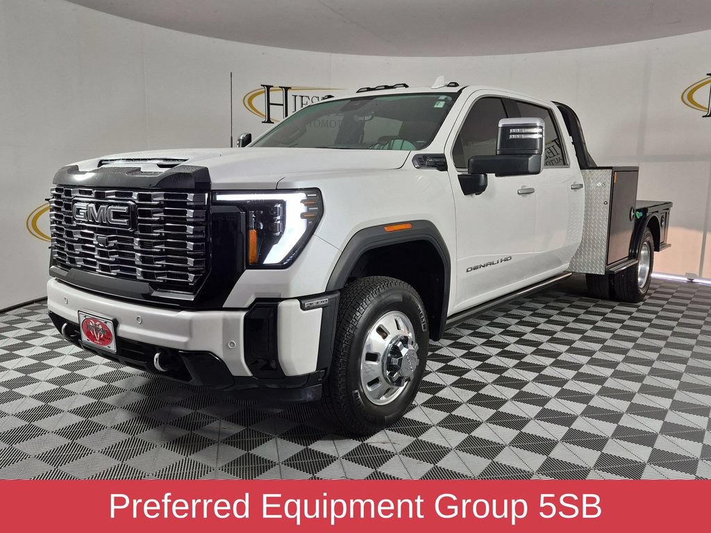 Used 2025 GMC Sierra 3500 Denali Ultimate AWD/4WD image 8