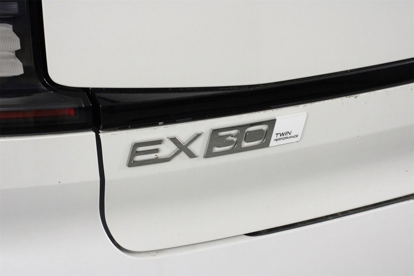 New 2025 Volvo EX30 Plus w/ Protection Package Premier image 15