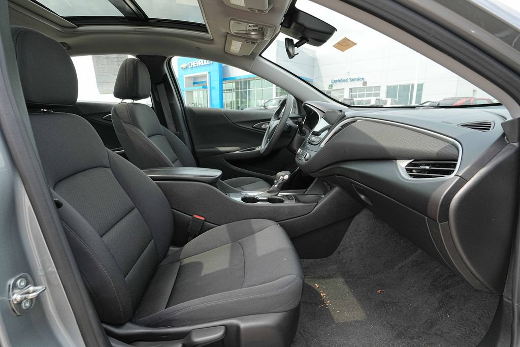 Used 2024 Chevrolet Malibu LT FWD image 20