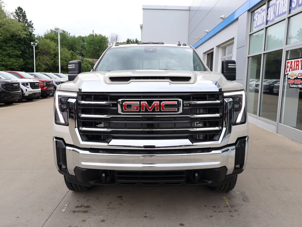 New 2026 GMC Sierra 3500 SLE w/ Preferred Package AWD/4WD image 5