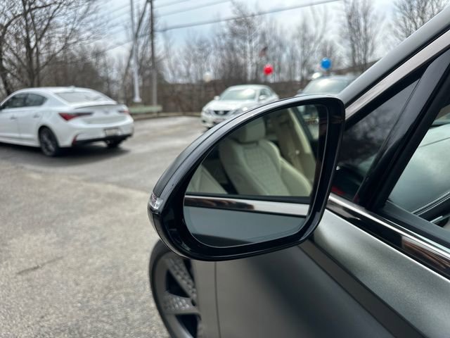 Used 2025 Genesis GV70 3.5T Sport w/ Sport Prestige Package image 15