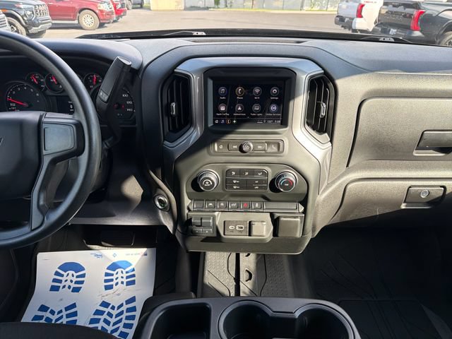 Used 2024 Chevrolet Silverado 1500 Custom w/ LPO, Dark Essentials Package AWD/4WD image 17