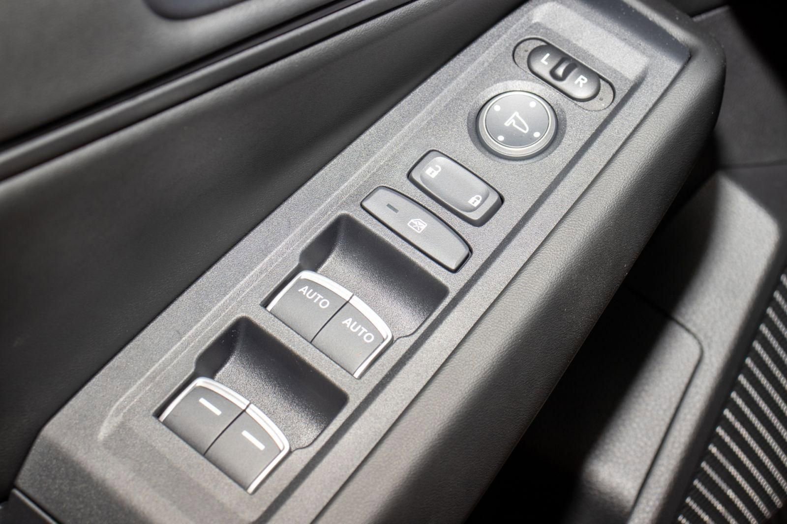 Certified 2025 Honda Accord SE image 27