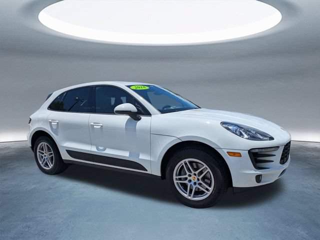 Used 2018 Porsche Macan Sport Edition AWD/4WD image 2