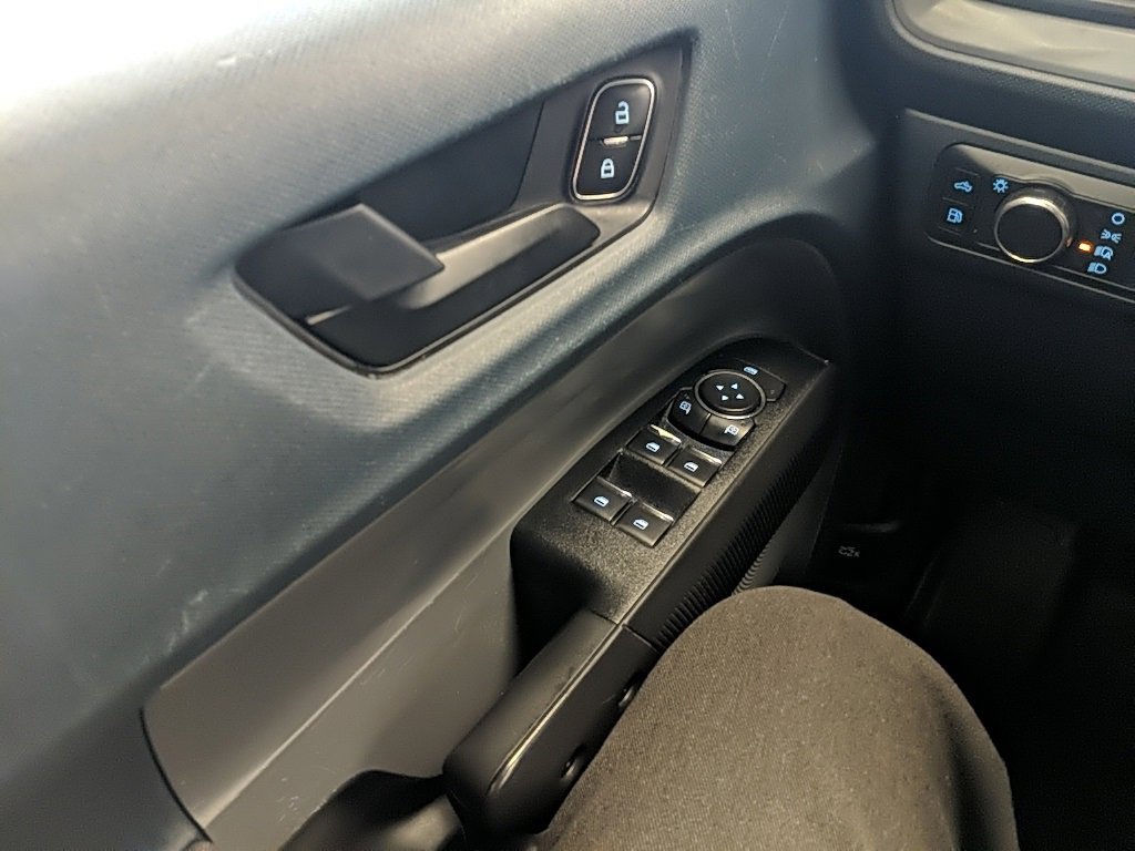 Certified 2022 Ford Maverick XL image 22