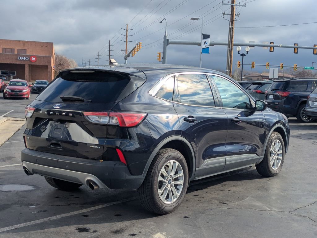 Used 2021 Ford Escape SE AWD/4WD image 4