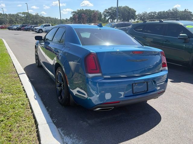 Used 2023 Chrysler 300 Touring w/ Sport Appearance Package RWD image 9