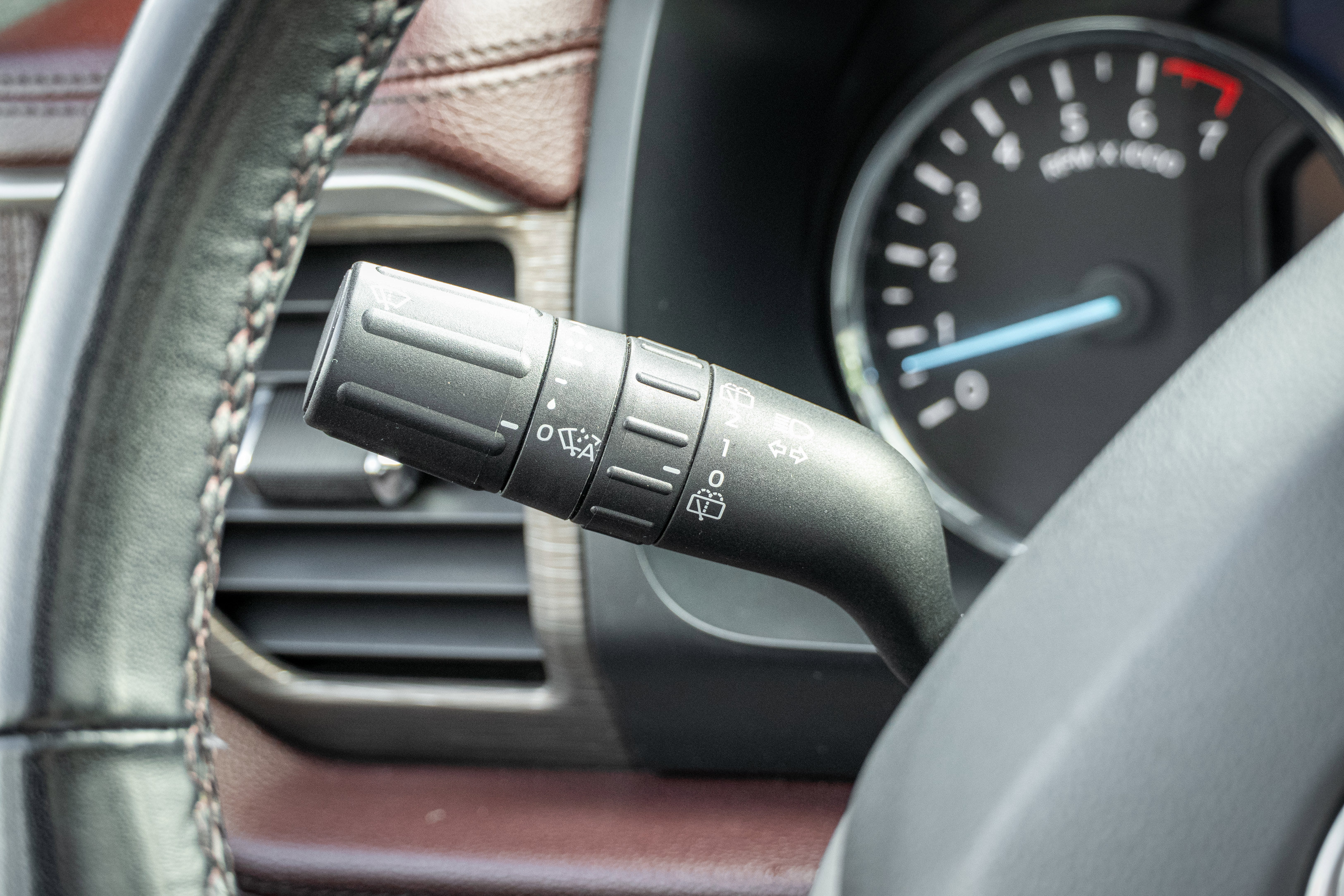 Used 2023 Ford Expedition Max Limited image 44