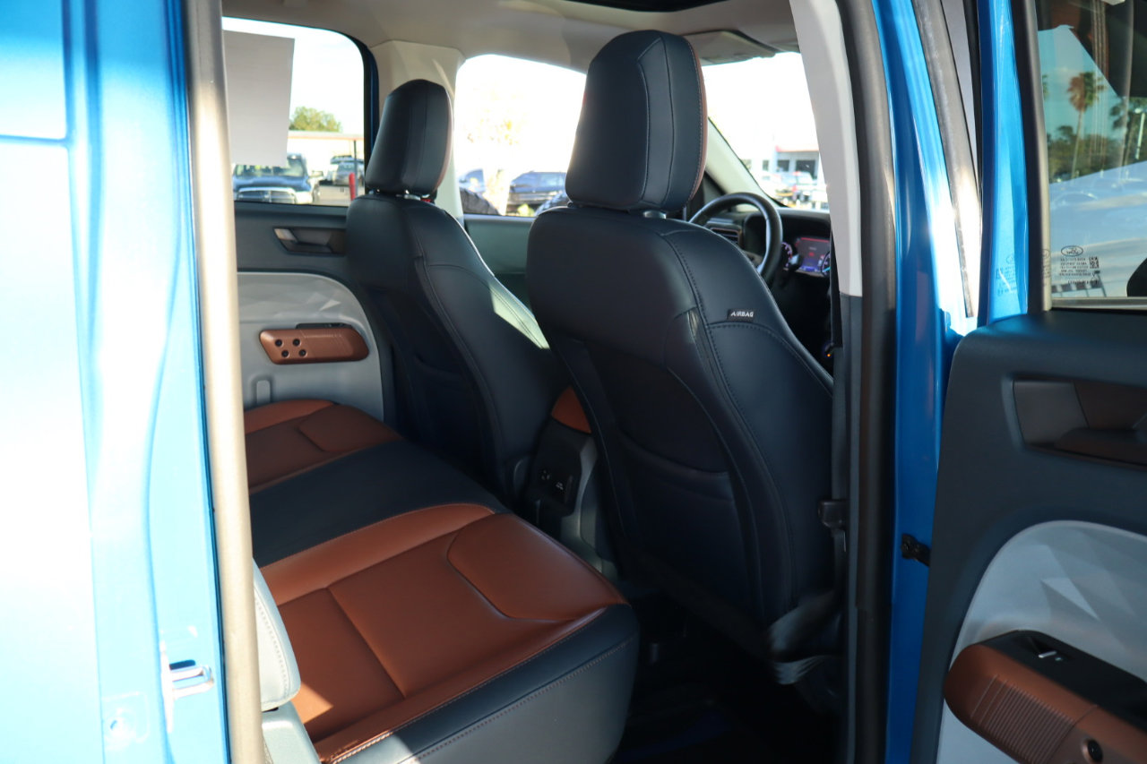 Used 2022 Ford Maverick Lariat w/ Lariat Luxury Package image 34