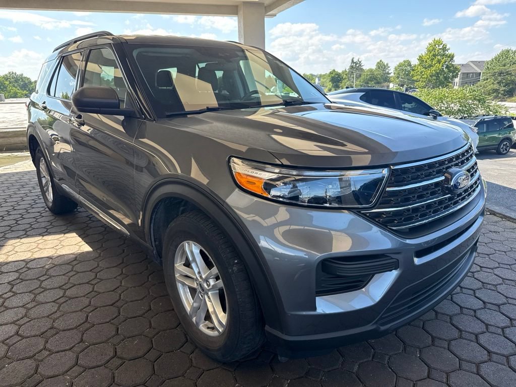 Certified 2023 Ford Explorer XLT AWD/4WD image 4