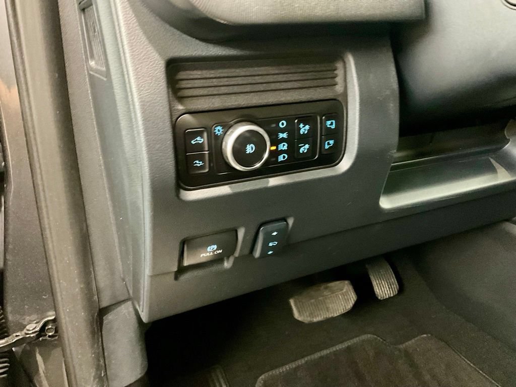 Used 2025 Ford F250 Platinum w/ Tremor Off-Road Package AWD/4WD image 8