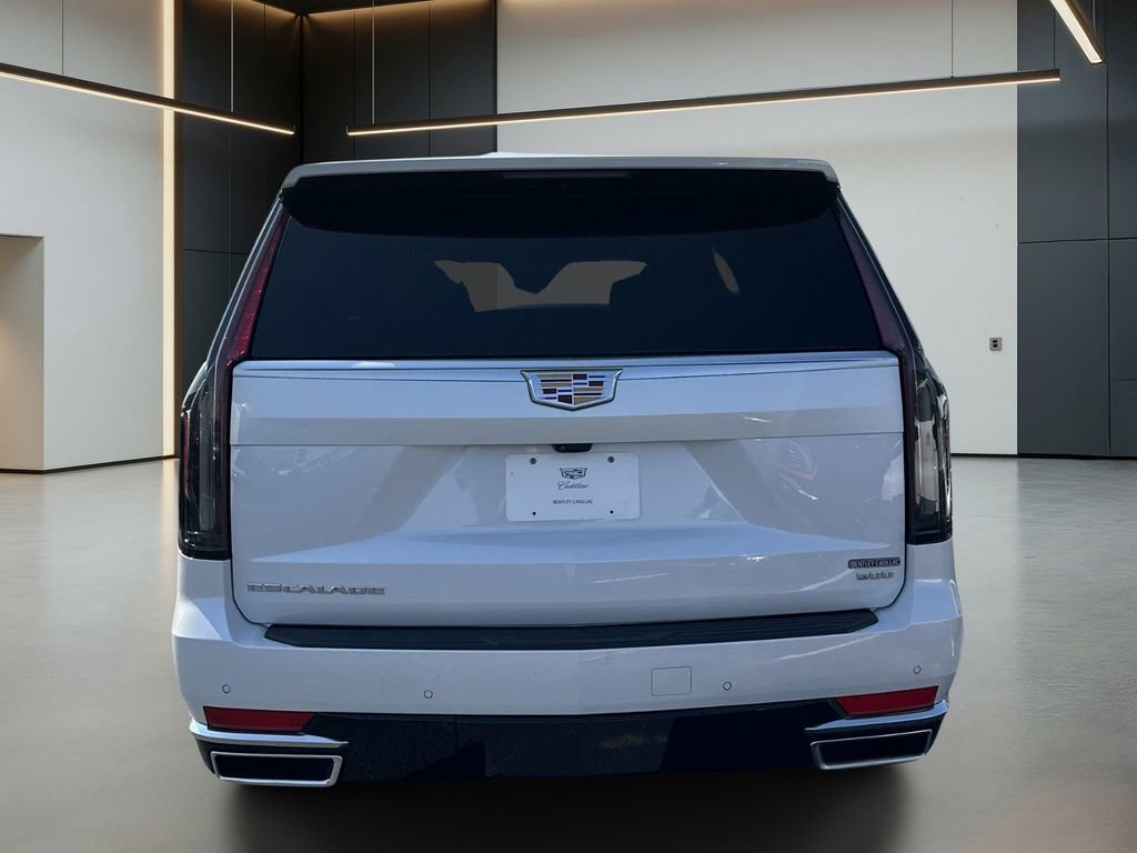 Used 2021 Cadillac Escalade ESV Premium Luxury Platinum w/ Heavy-Duty Trailer Package image 5