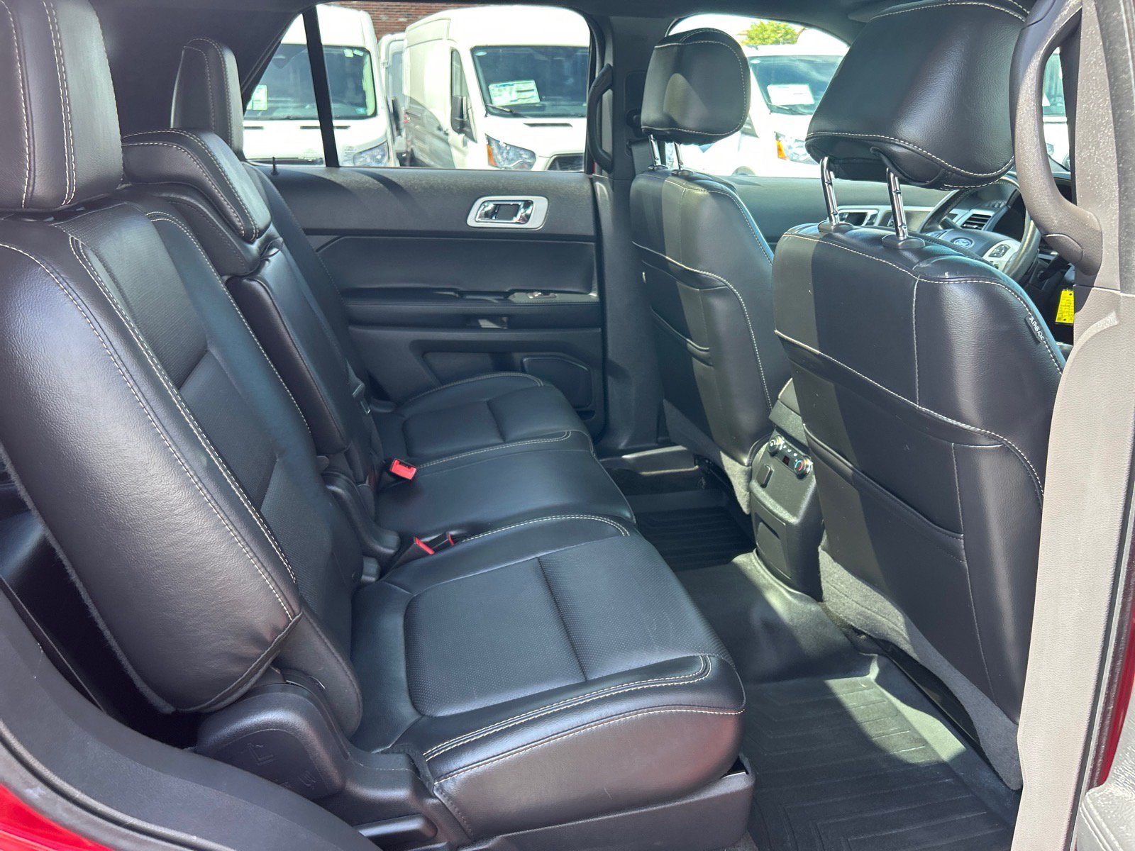 Used 2015 Ford Explorer Sport AWD/4WD image 23