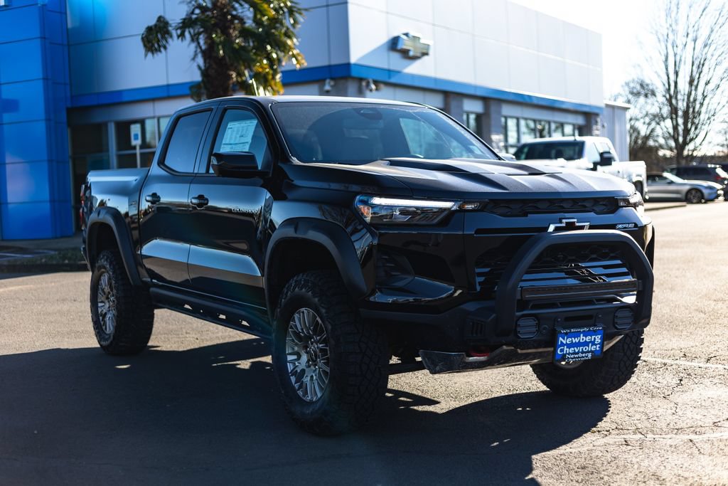 New 2026 Chevrolet Colorado ZR2 w/ Off-Road Front Bumper Package AWD/4WD image 6