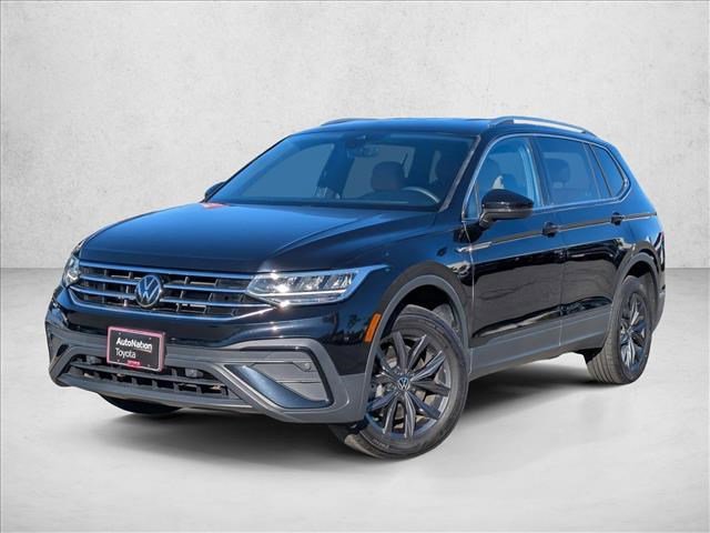 Used 2023 Volkswagen Tiguan SE