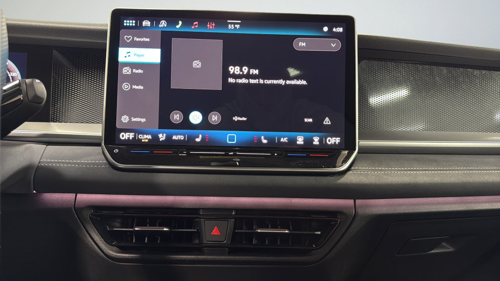 New 2026 Volkswagen Tiguan SE R-Line AWD/4WD image 30
