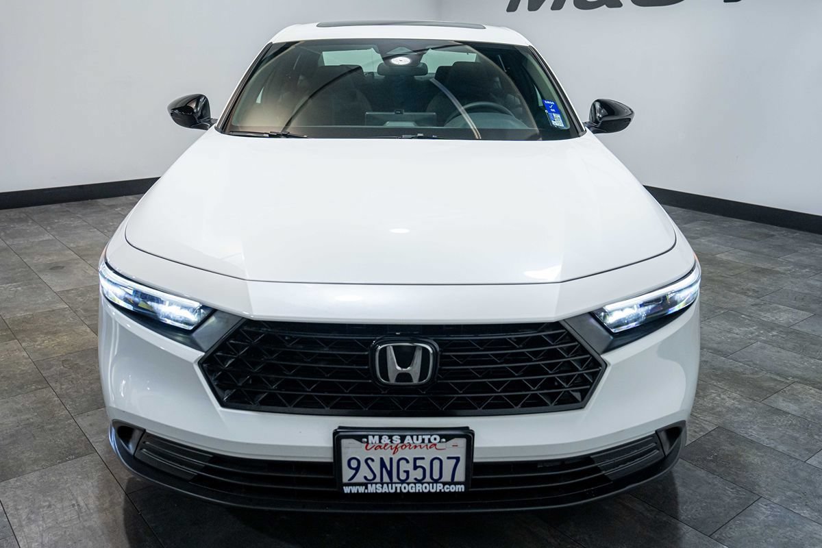 Used 2025 Honda Accord Sport image 6