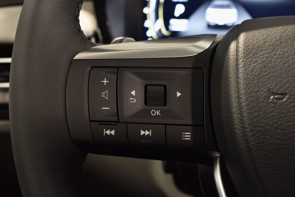 New 2026 INFINITI QX60 Luxe w/ Family Package image 21