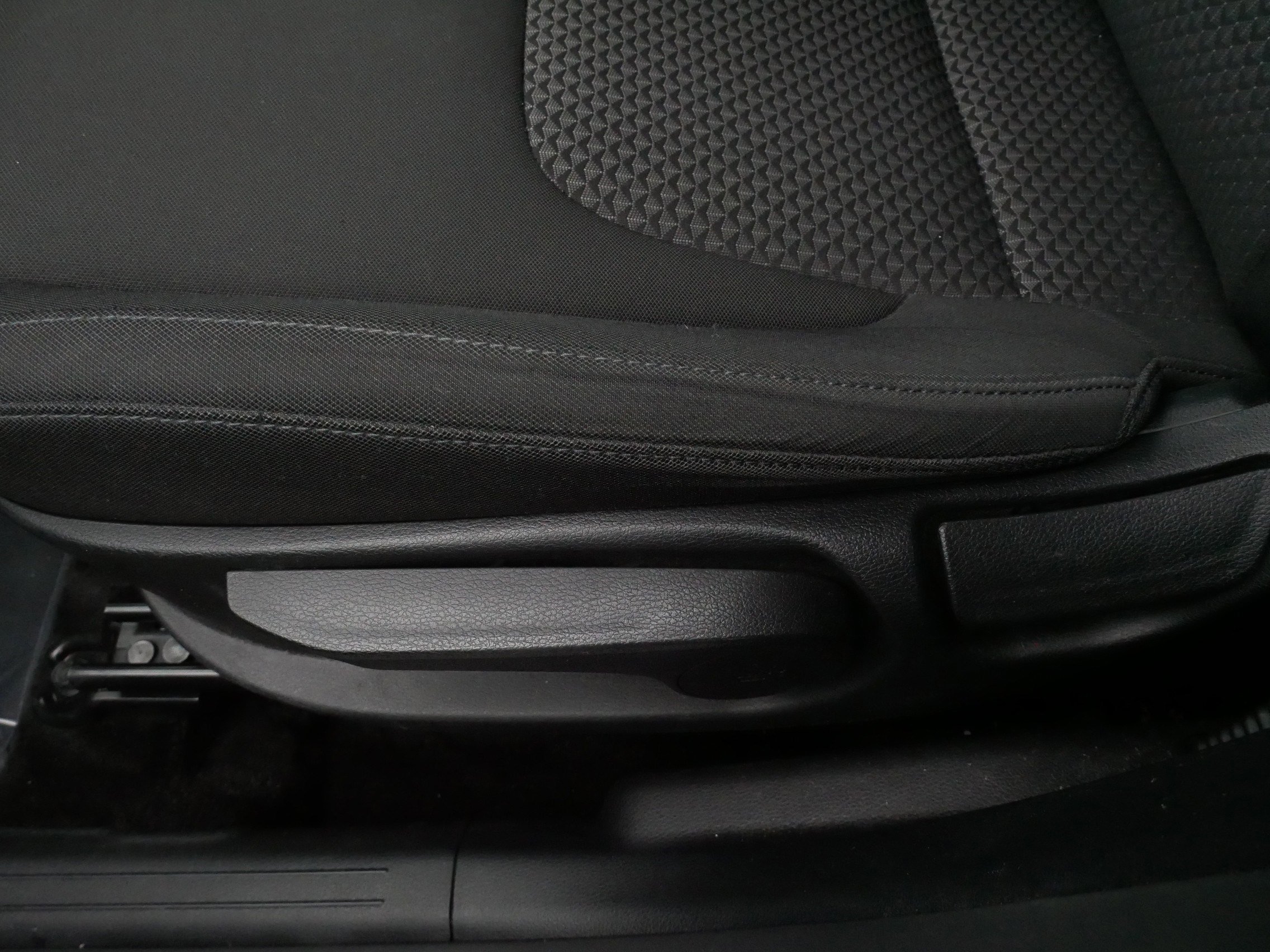 Used 2023 Kia Sportage LX image 20