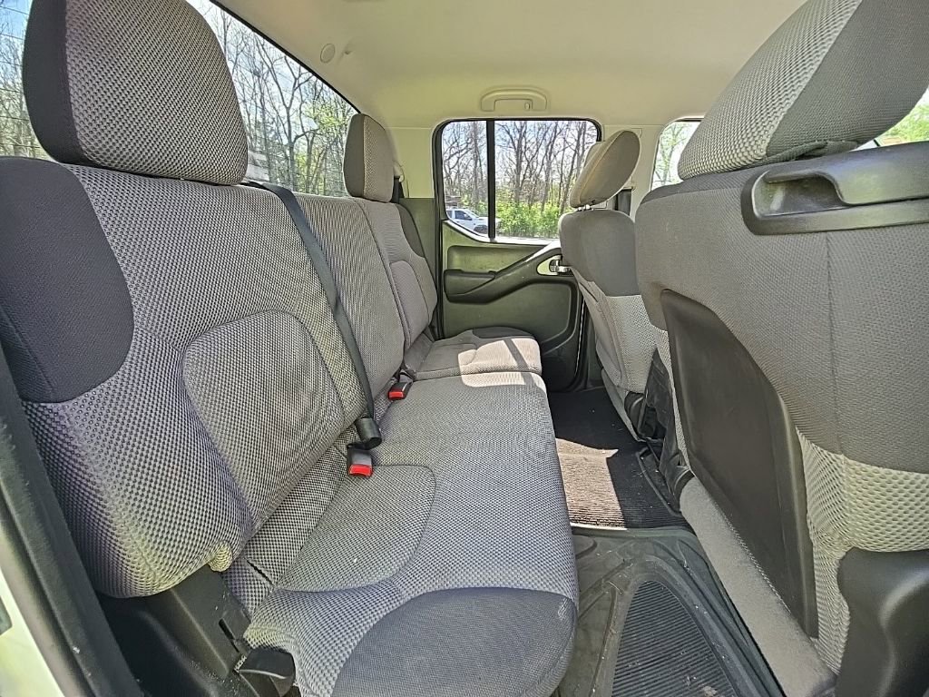 Used 2012 Suzuki Equator Sport image 18
