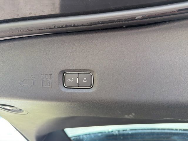 Used 2025 Ford Expedition Platinum AWD/4WD image 11