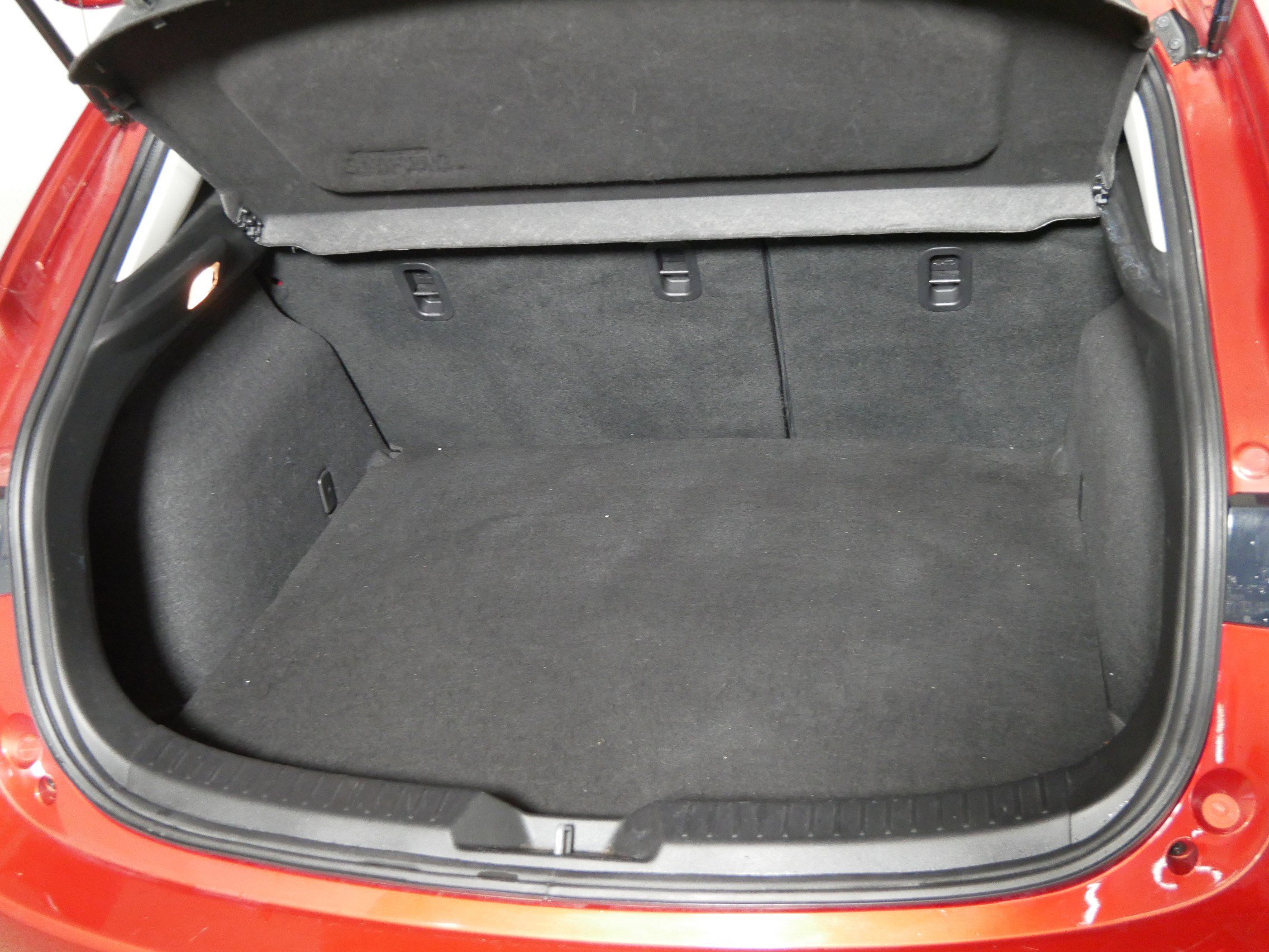 Used 2017 MAZDA MAZDA3 Sport image 19