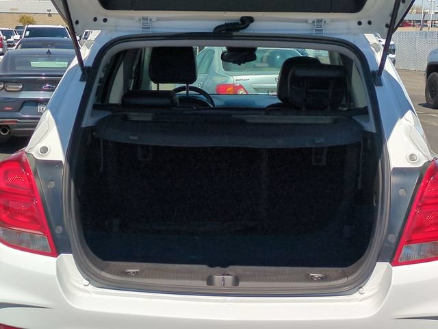 Used 2018 Chevrolet Trax LT w/ LT Convenience Package FWD image 30