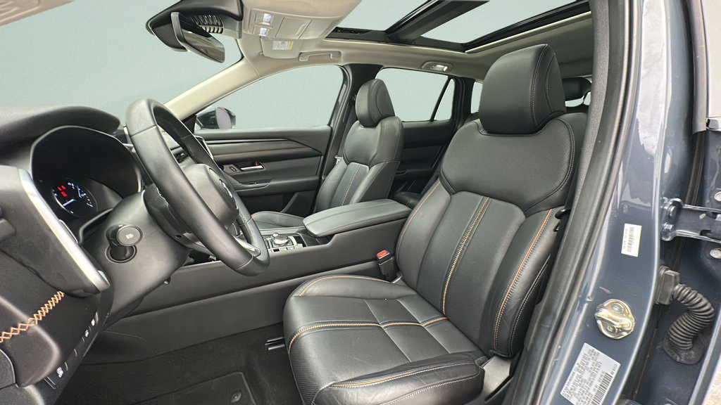 Used 2025 MAZDA CX-50 AWD 2.5 Hybrid w/ Premium Pkg image 14