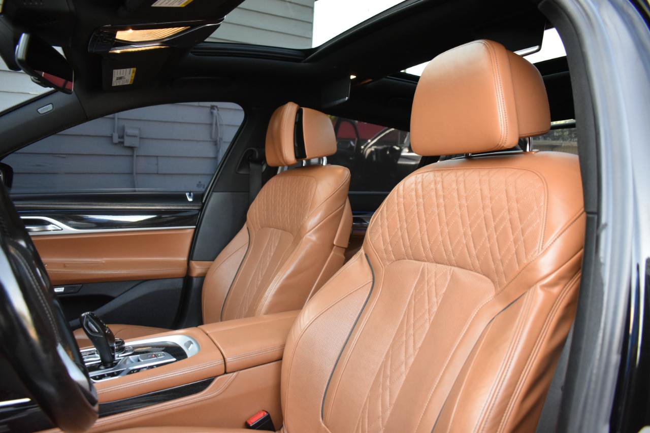Used 2018 BMW 750i xDrive AWD/4WD image 21