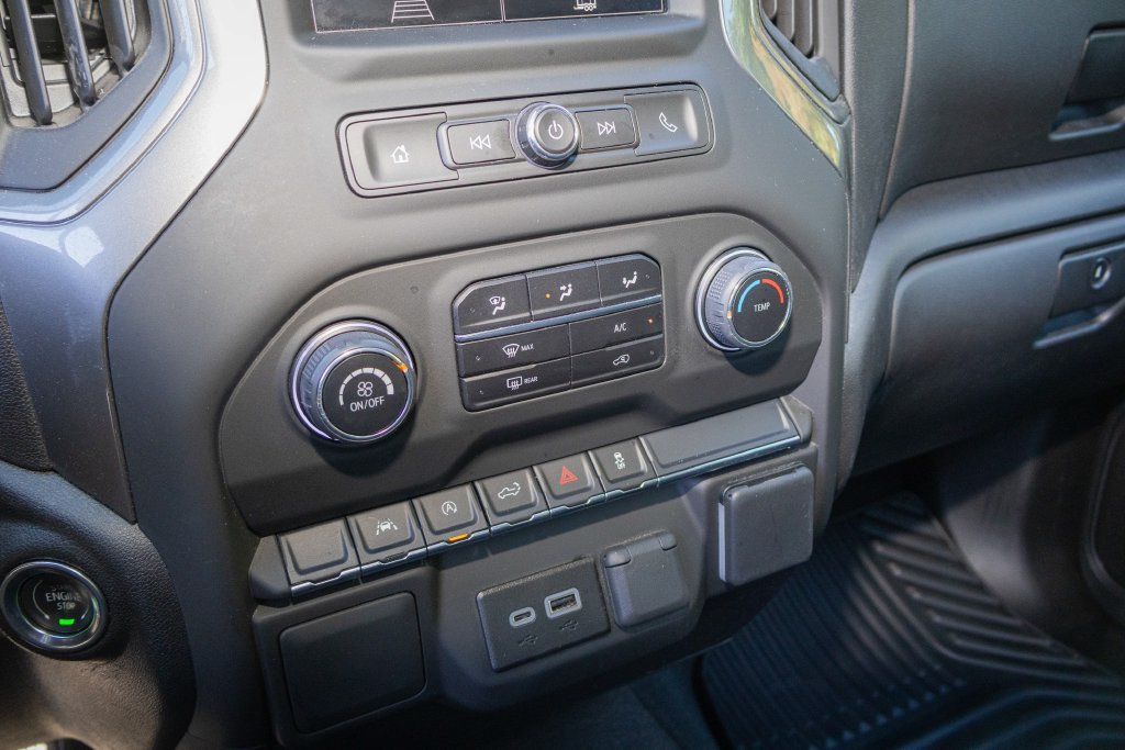 Used 2025 Chevrolet Silverado 1500 Custom AWD/4WD image 19