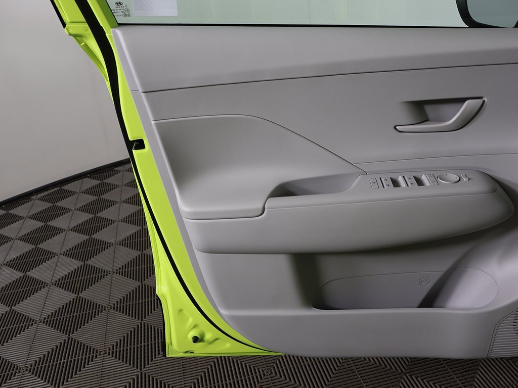 Used 2025 Hyundai Kona SEL image 20