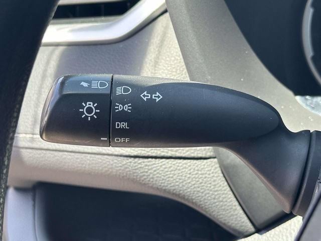 Used 2023 Toyota RAV4 LE AWD/4WD image 28