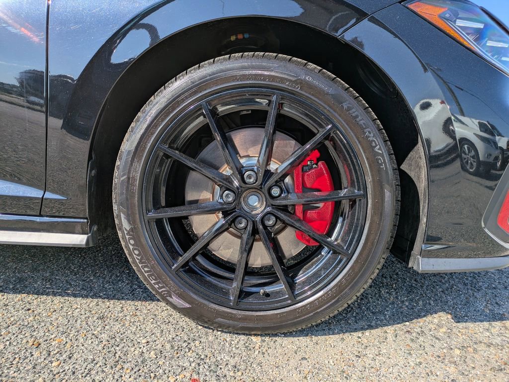 Used 2025 Volkswagen Jetta GLI Autobahn FWD image 12