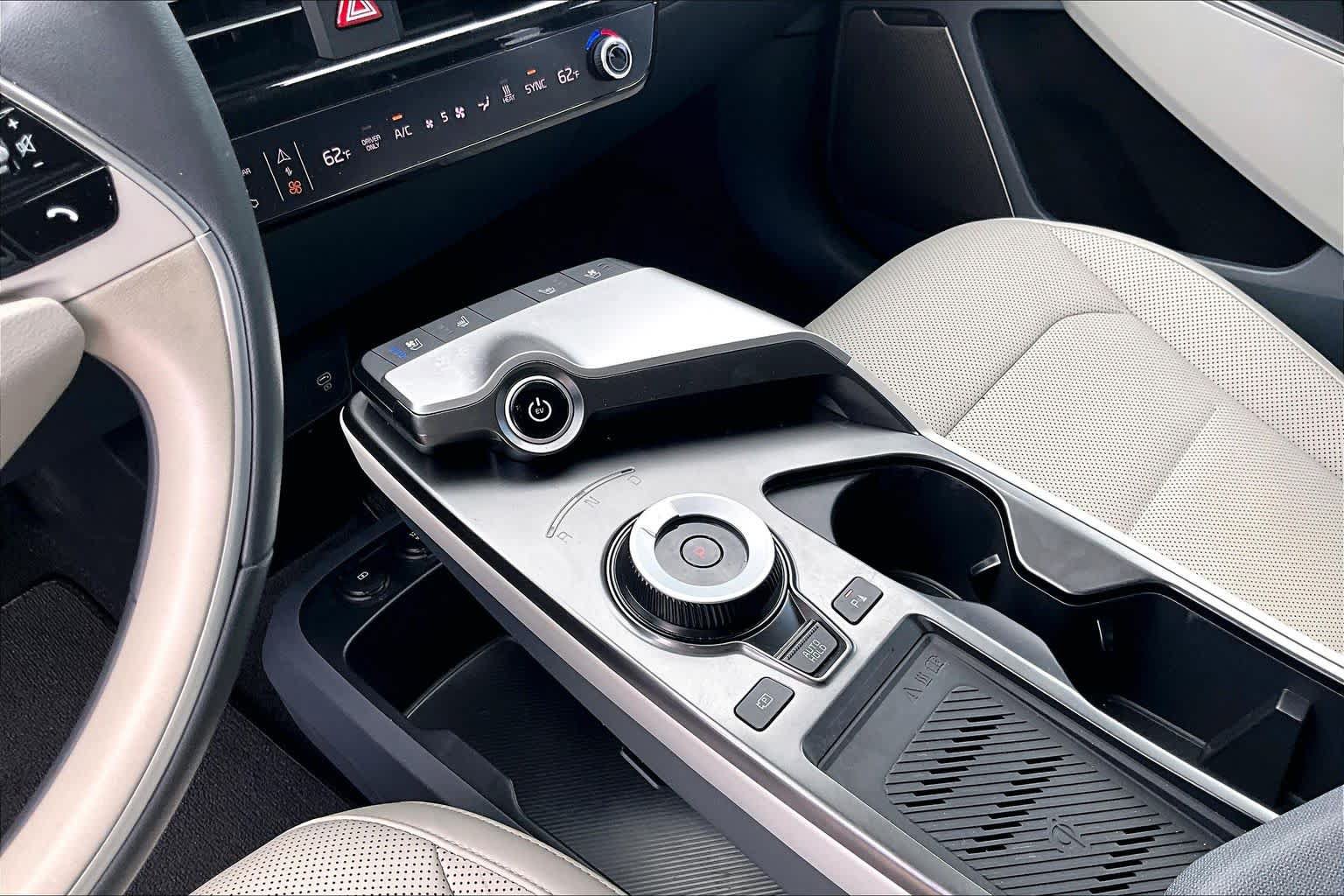 Certified 2023 Kia EV6 Wind w/ Wind Technology Package RWD image 14