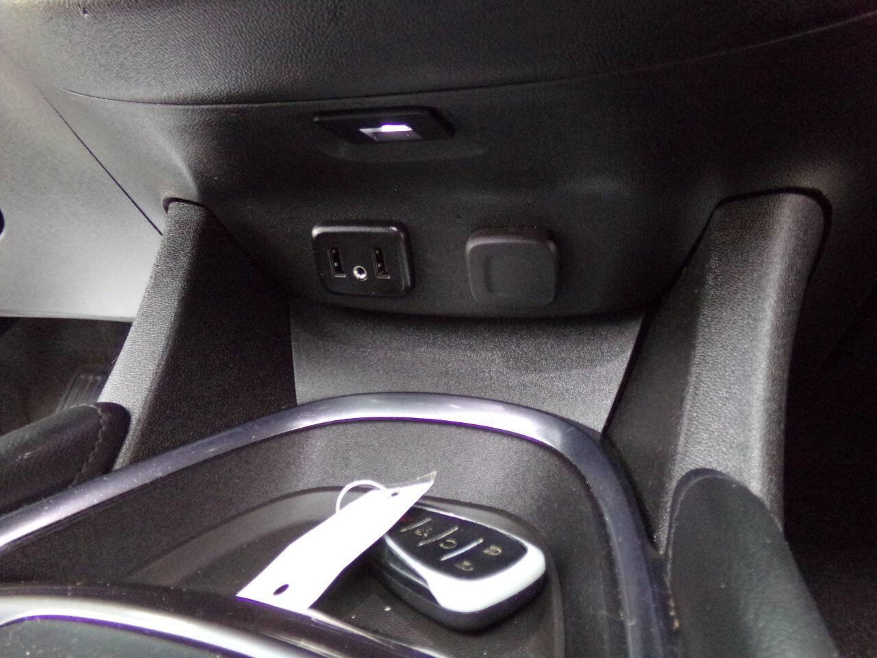 Used 2018 Chevrolet Malibu LT w/ Redline Edition image 36