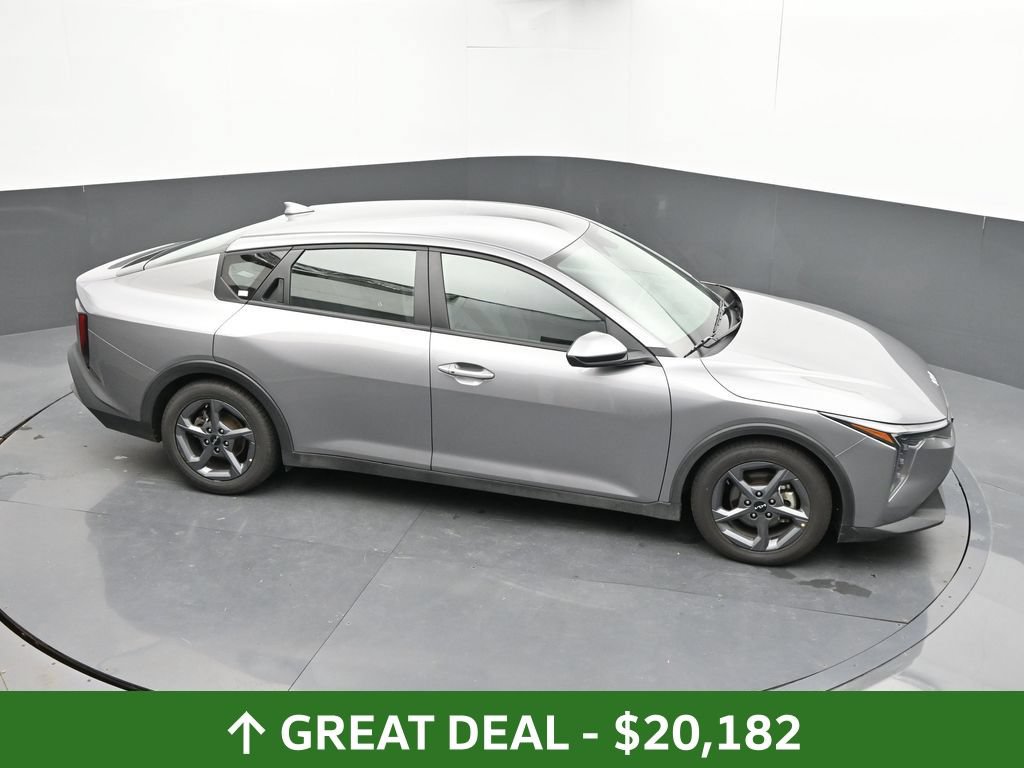 Used 2025 Kia K4 FWD image 29