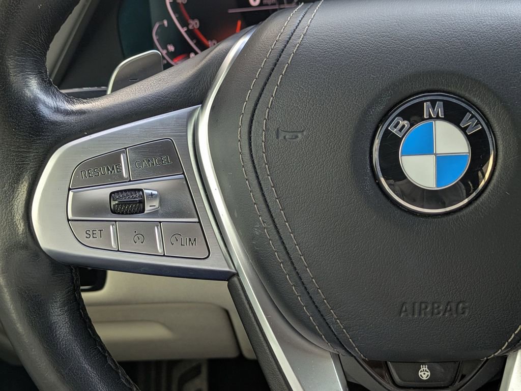 Used 2020 BMW X7 xDrive40i w/ Executive Package image 15