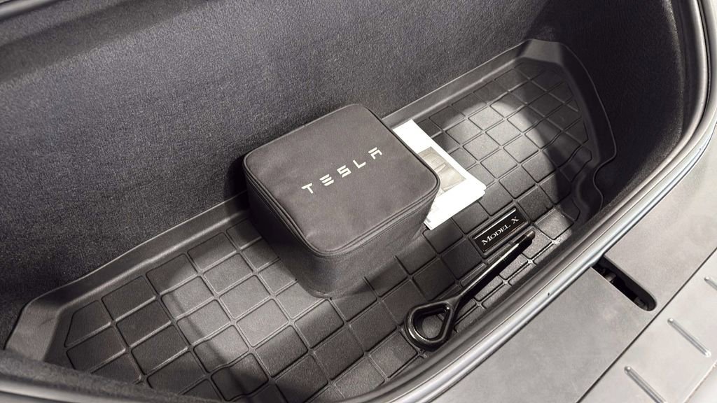 Used 2019 Tesla Model X 75D AWD/4WD image 30