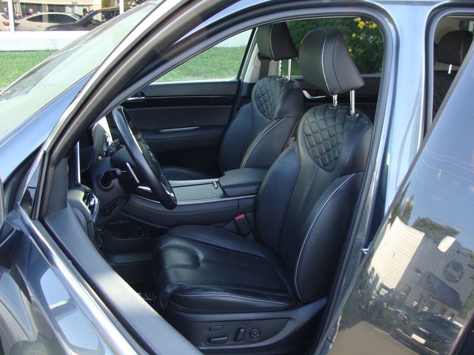 Used 2022 Hyundai Palisade Limited w/ Cargo Package image 6