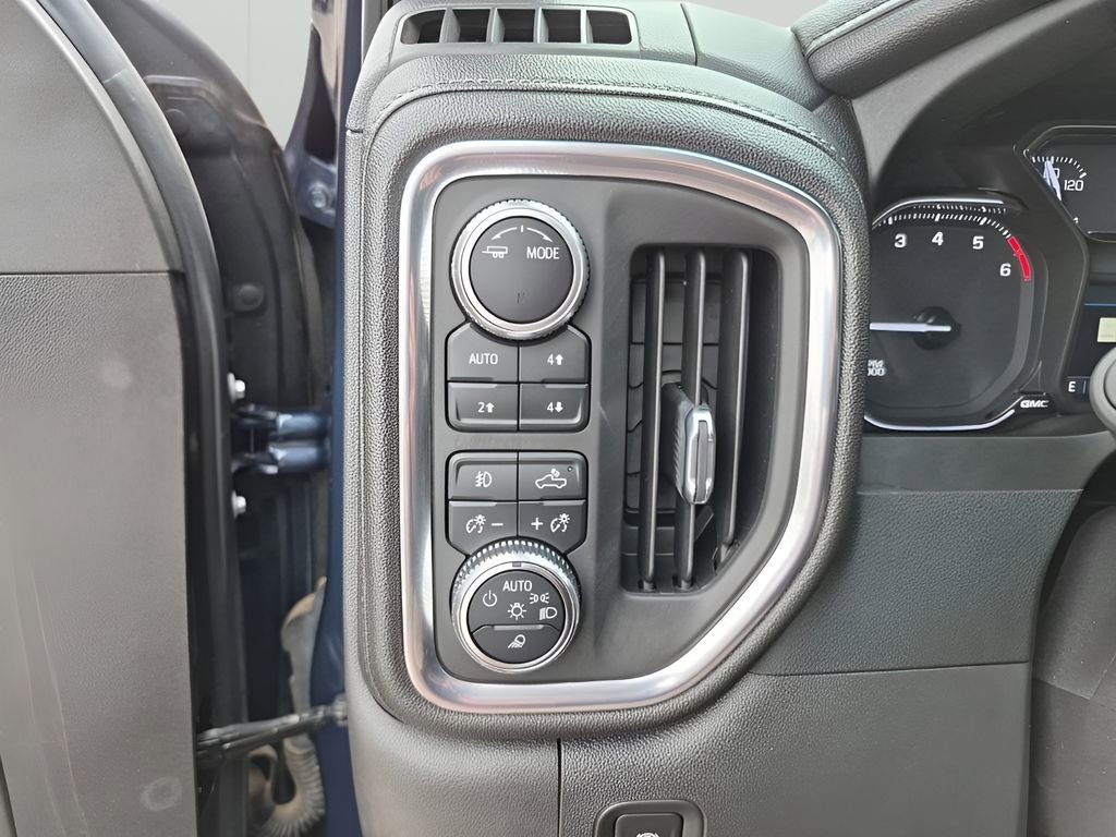 Used 2022 GMC Sierra 1500 SLT image 33