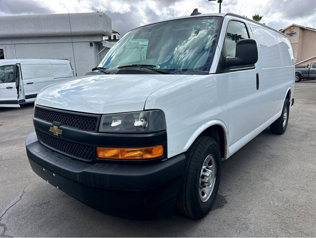 Used 2021 Chevrolet Express 2500 image 4
