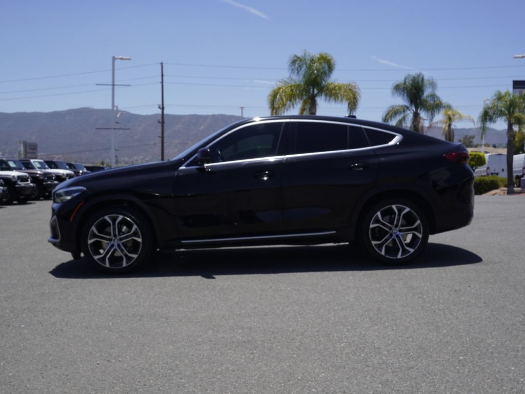 Used 2022 BMW X6 xDrive40i w/ Parking Assistance Package AWD/4WD image 7