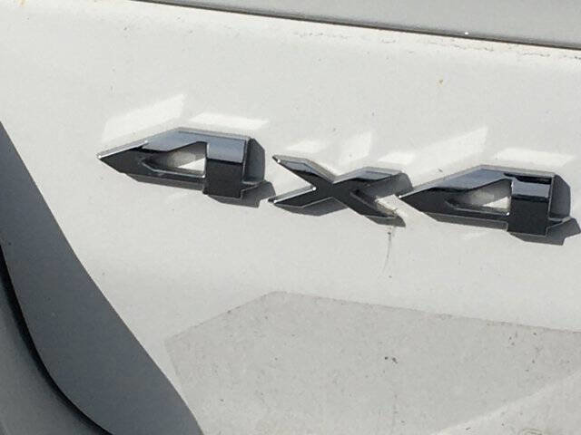 Used 2023 Jeep Grand Cherokee Limited AWD/4WD image 10