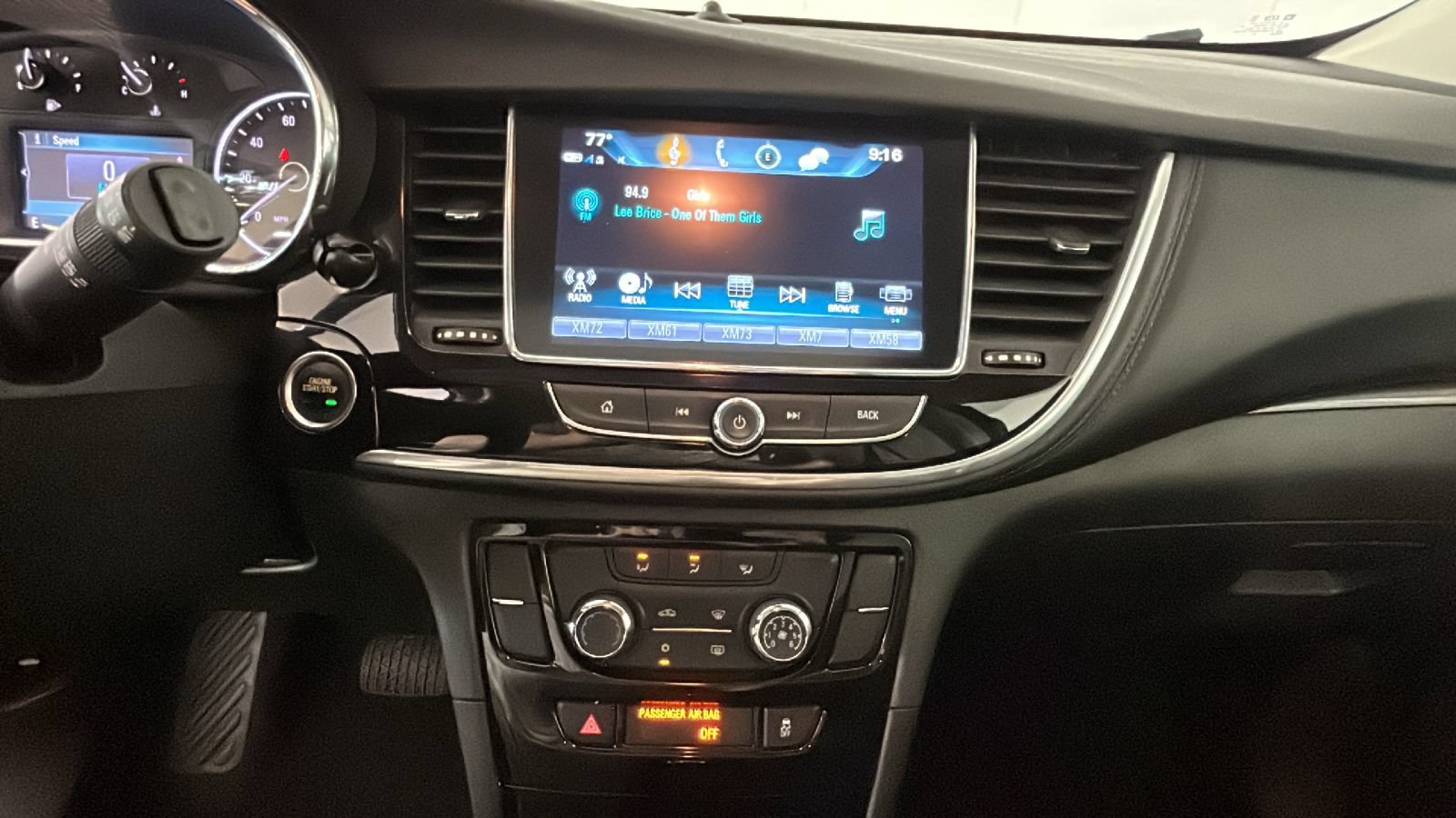 Used 2020 Buick Encore Preferred FWD image 27