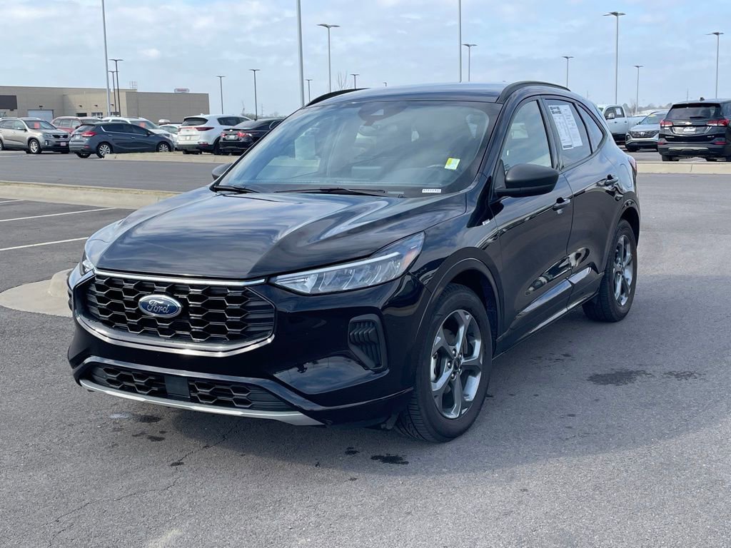 Used 2024 Ford Escape ST-Line image 4